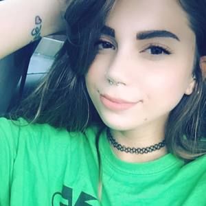 Meet your Posher, Aviya